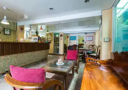 Samsen Sam Place - 19