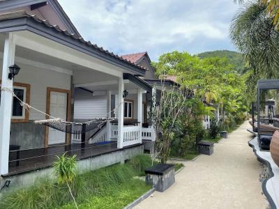 See Through Resort Haad Yao - 75