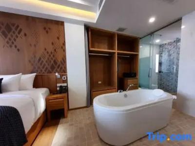 Ama's House Luxury Boutique - 22