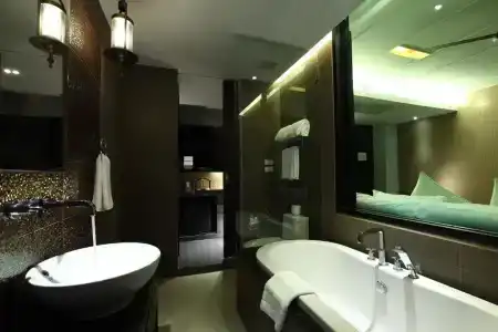 De Chai Oriental Nimman - Sha Plus - 70