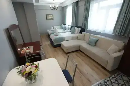 White Pearl Apart - 62