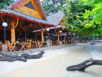 Phi Phi Relax Beach Resort - 15