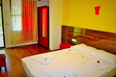 Simge Pension - 43