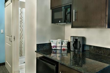 Oxford Suites - 36
