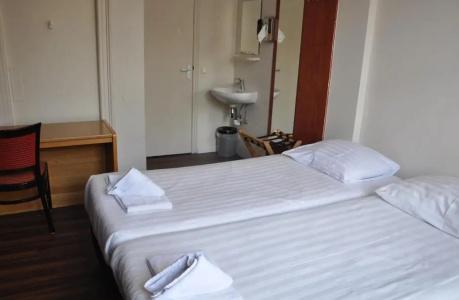 Amsterdam Inn - 39