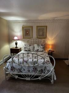 Arizona Mountain Inn & Cabins - 216