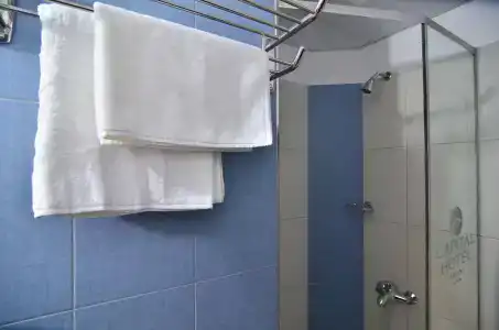 Capital Tirana Bruçi - 10