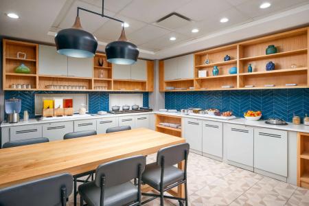 Hyatt Place - 22