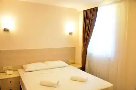 Dream Town&Restaurant - 3