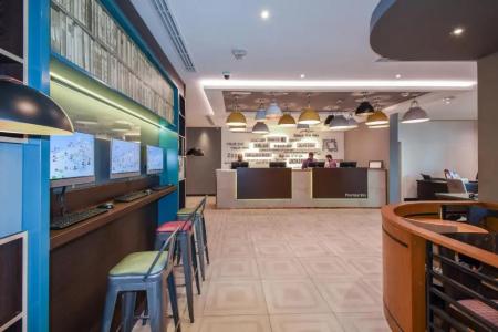 Premier Inn Dubai International Airport - 29