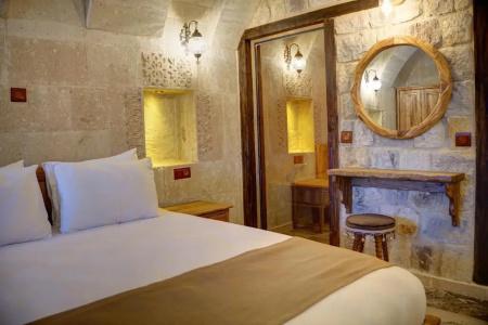 Calypso Cave Suites - 104