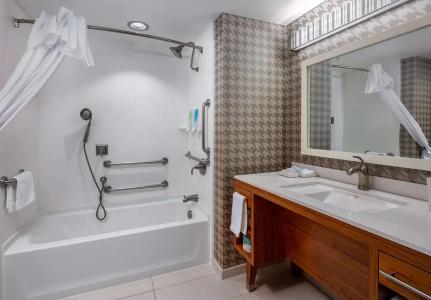 Home2 Suites by Hilton West - 77