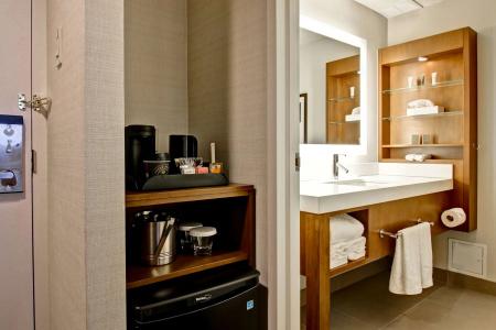 Hilton/Meadowvale - 34