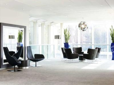 Novotel London West - 16