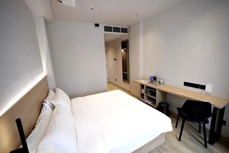 Rest Bugis (Sg Clean, Staycation Approved) - 184