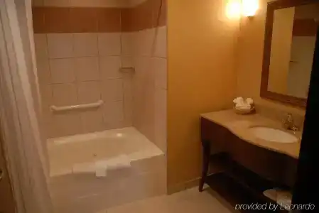 Staybridge Suites Laredo, An Ihg - 11