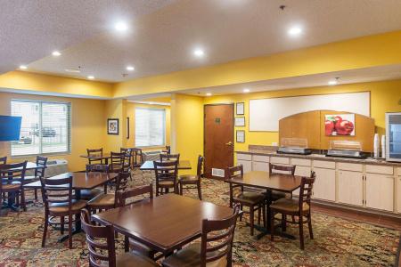Quality Inn & Suites West Chase - 19