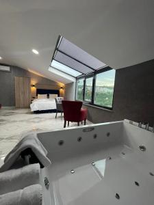 Melissa Suite - 14