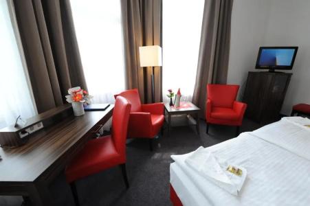 Best Western Kaiserhof - 64