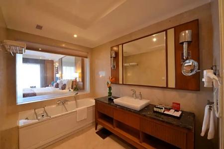 Ramada Plaza Chennai - 35