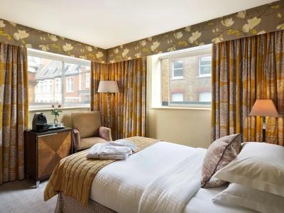 The Mandeville - 60