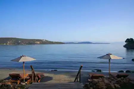 100 Rizes Seaside Resort- Small Luxurys of the World - 10