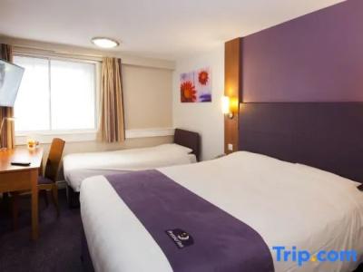 Premier Inn Euston - 38