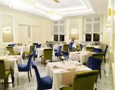 Aleph Rome, Curio Collection By Hilton - 13