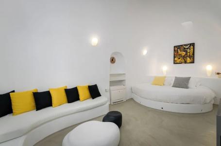 Trieris Villa & Suites - 46