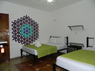 Emotion & Hostal - 26