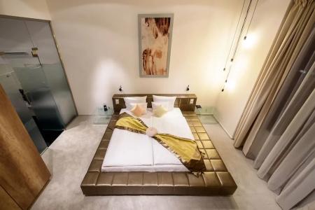 Karoly Corner Residences - 113