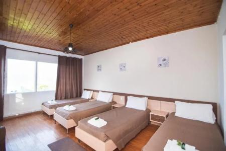 Sandy Beach Studios - 4