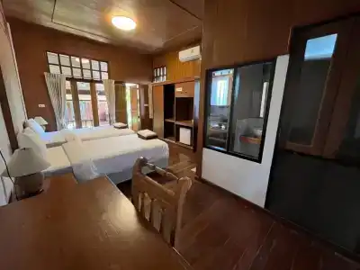Utopia Resort - 32