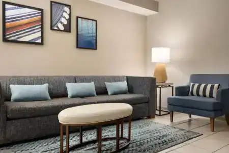 Holiday Inn & Suites, An Ihg - 161