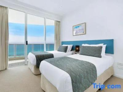 Pacific Views - 215