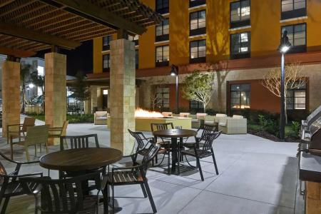 Home2 Suites By Hilton Orlando Flamingo Crossings, Fl - 11