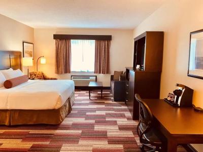Best Western Plus Stoneridge Inn & Conference Centre Ontario - 37