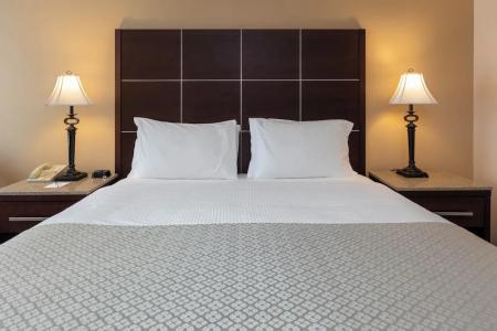 Wyndham Riverfront - 81