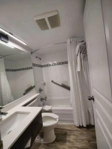 Divya Sutra Suites on Robson Downtown - 95