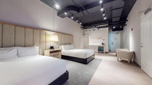 Studio 154 Luxury - 81