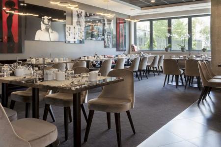 Ac Paris Porte Maillot By Marriott - 24