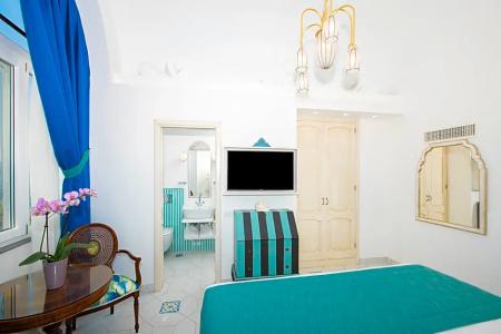 Eden Roc Suites - 506