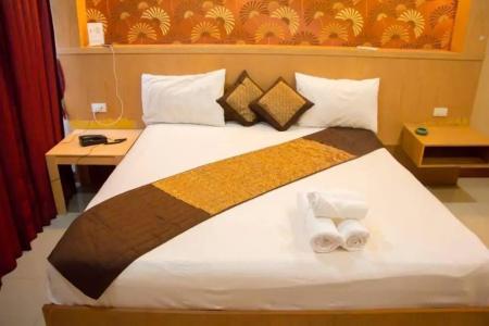New Pind Balluchi Inn - 40