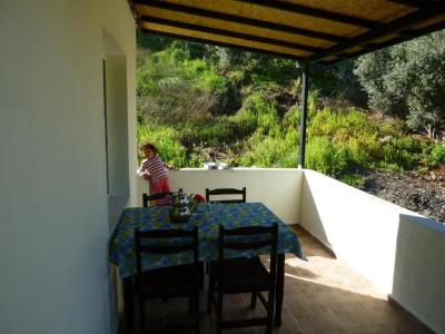 Rose Pension - 52