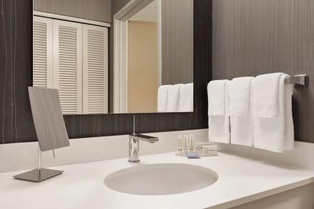Courtyard by Marriott - 7