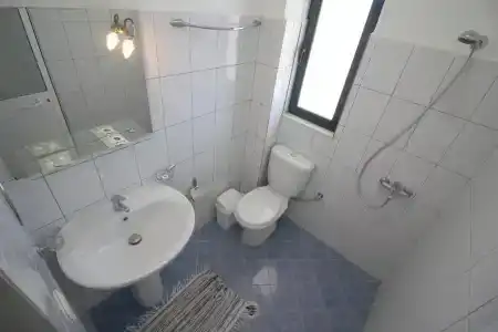 Olympia - 8