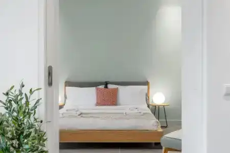 The Diplomat's homm® Trikoupi 95 - 55