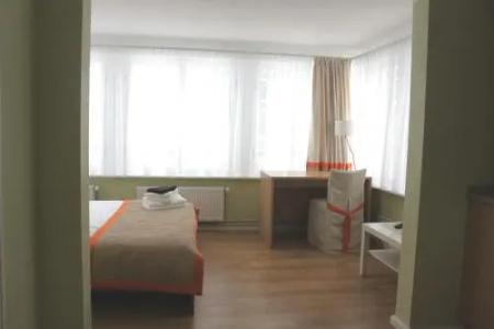 Martas Nams - 1