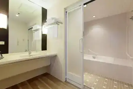 DoubleTree by Hilton Naha Shuri Castle - 52