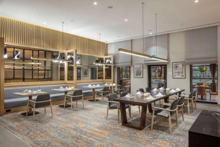 Hilton Garden Inn - 31